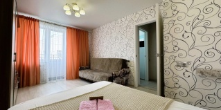 Калуга: Апартаменты Квартира Right Room на Братьев Луканиных 11