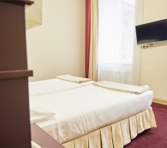 Классик: Петербургский двор в The Bridge hotel