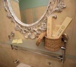 Двухместный номер Делюкс с одной двуспальной кроватью в Дубровский