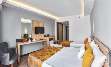 Двухместный номер Standard (2 отдельные кровати) в Clover Magic Park Side