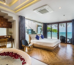 Вилла рядом с пляжем в White Sand Samui Resort