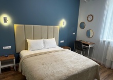 СУПЕРИОР Трехместный номер с двуспальной и односпальной кроватями в Zb Hotels Айсберг Саратов