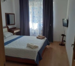 Двухместный номер Standard с балконом и с красивым видом из окна двуспальная кровать в Александра