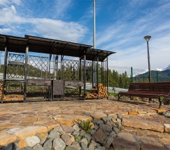 Villa Premier в Mairi