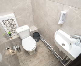 Место в четырех местном смешанном номере в Green Hostel