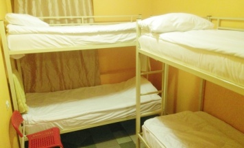 Кровать в общем номере (мужской номер) в Линия