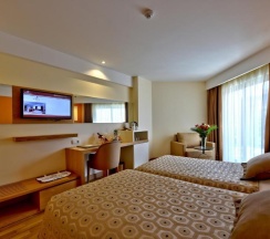 Двухместный номер Standard с видом на море двуспальная кровать в Side Star Resort - Ultra All Inclusive
