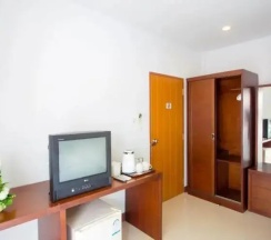 Двухместный номер с балконом двуспальная кровать в Nouveau Guesthouse