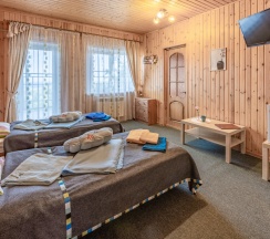 Четырёхместный люкс рядом с пляжем в Ласточкин дом