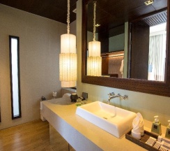 Двухместная вилла с видом на бассейн двуспальная кровать в Veranda Resort & Villas Hua Hin - Cha Am