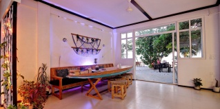 Диффуши: Отель Crown Beach Hotel Maldives