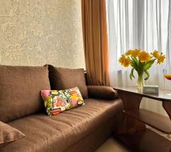 5ти местный комфорт-плюс с видом на бассейн в Эргес