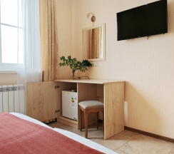 Двухместный номер Comfort двуспальная кровать в Михаил ждет в гости