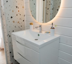 Коттедж с 3 комнатами рядом с пляжем в Deniz Home