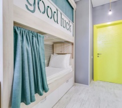 Место в четырехместном общем номере в Good luck