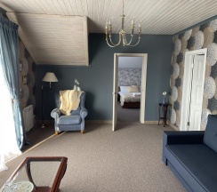 Коттедж улучшенный в Моя Провинция