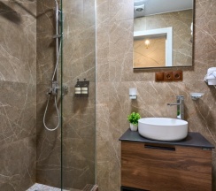 Двухместный номер Эконом-класса без окна Цокольный этаж двуспальная кровать в Астра де Роза