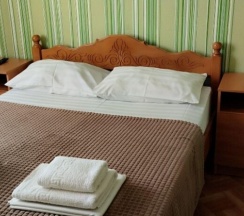 Комната стандарт с 1 двуспальной кроватью в Черноморец