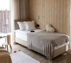 Бекеша 1 в Wowdom