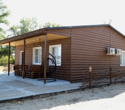 Домик Комфорт плюс 4х местный 2х комнатный с кухней в Гремучий