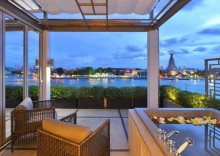 Люкс Premium с балконом в Riva Arun Bangkok