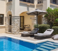 Люкс c 1 комнатой с видом на море в Aphrodite Hills Hotel