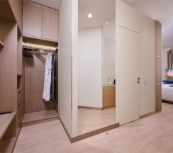 ДЖУНИОР СЮИТ С ТЕРРАСОЙ СТИХИЯ ВОДЫ в Ostrova