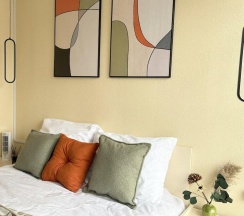 Номер эконом стандарт с 1 двуспальной кроватью в Дисней