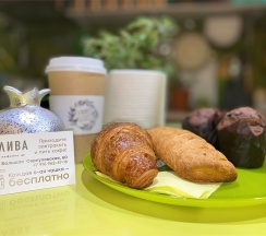 Семейный трехместный номер в Олива