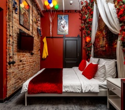 Обитель клоуна в Mysterio hotel