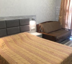 Полулюкс в Акрополь