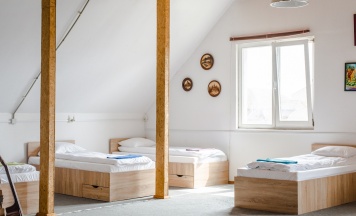 19-ти местный Мансарда в Лайк