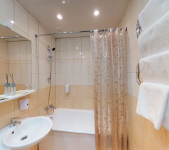 Классический семейный номер в Premiere hotel
