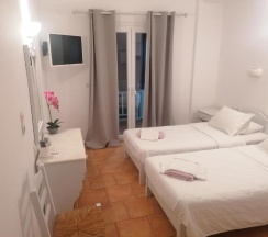 Двухместный номер Economy двуспальная кровать в Hotel Galini