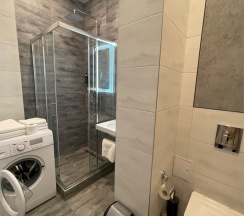 Делюкс трехместный  (DBL и кресло) в Rose Del Mare