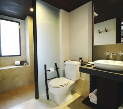 Номер Premier с видом на сад в Southsea Khaolak Beach Resort