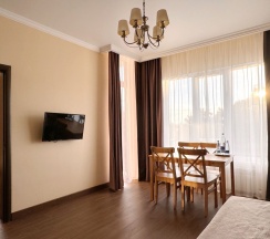 2х комнатный 4х местный номер с видом на море в Alpen House