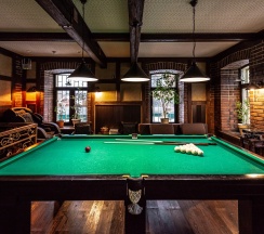 ЭКОНОМ в Гостиный дворъ