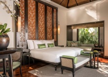 Двухместная Pool Villa Lagoon двуспальная кровать в Anantara Phuket Villa