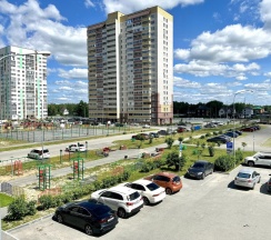 Апартаменты c 1 комнатой с балконом в Квартира в новостройке с удобным выездом на Сибур