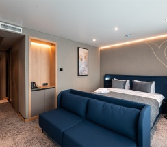 Улучшенный с диваном в Kravt Hotel Kazan Airport