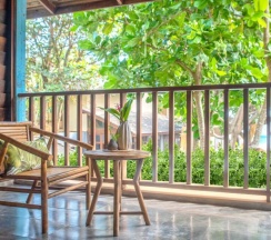 Четырёхместный люкс семейный Rasa с 2 комнатами в Отель Buri Rasa Village Phangan