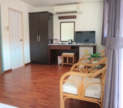 Двухместный номер Comfort с балконом двуспальная кровать в Sunshine Guest House