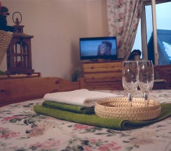 Улучшенный номер с кроватью размера «king-size» (ванная комната вне номера) в Villa a la Russe