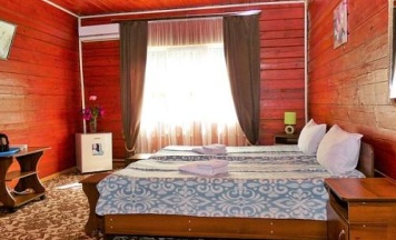 Номер делюкс люкс с 2 односпальными кроватями в Русь