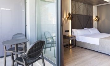 Двухместный номер Deluxe двуспальная кровать в Hotel Bristol