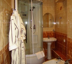 Двухместные апартаменты двуспальная кровать в Елец