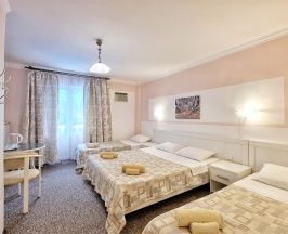 4-х местный с балконом в Век