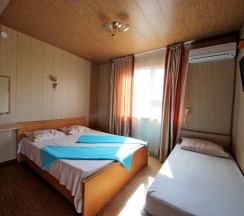 Коттедж Дуплекс с 2 комнатами с балконом в Ангелина