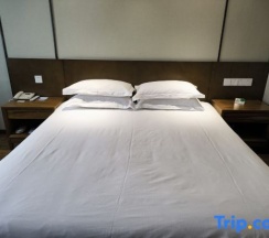 Двухместный номер Standard двуспальная кровать в YiYuan Hotel